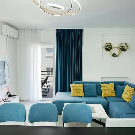Ola Apartment Golem (Tirana)